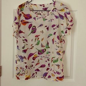 Super cute bird print top 🐦
